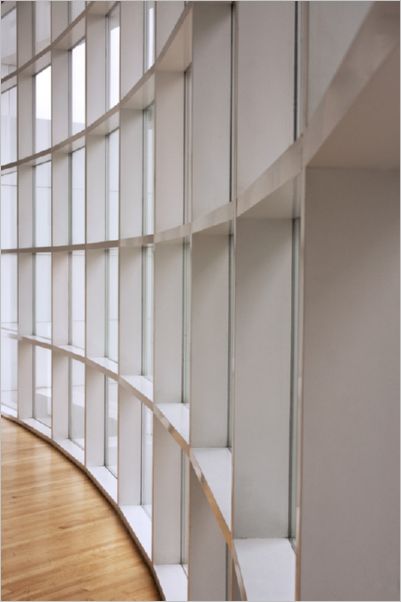 Curved High DeWane Stone